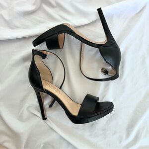 Beautiful Michael Shannon Black Platform Heels // size 6.5